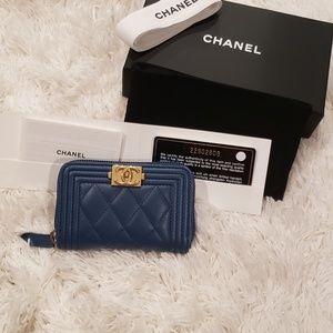 😍 Authentic Chanel Card Case 😍